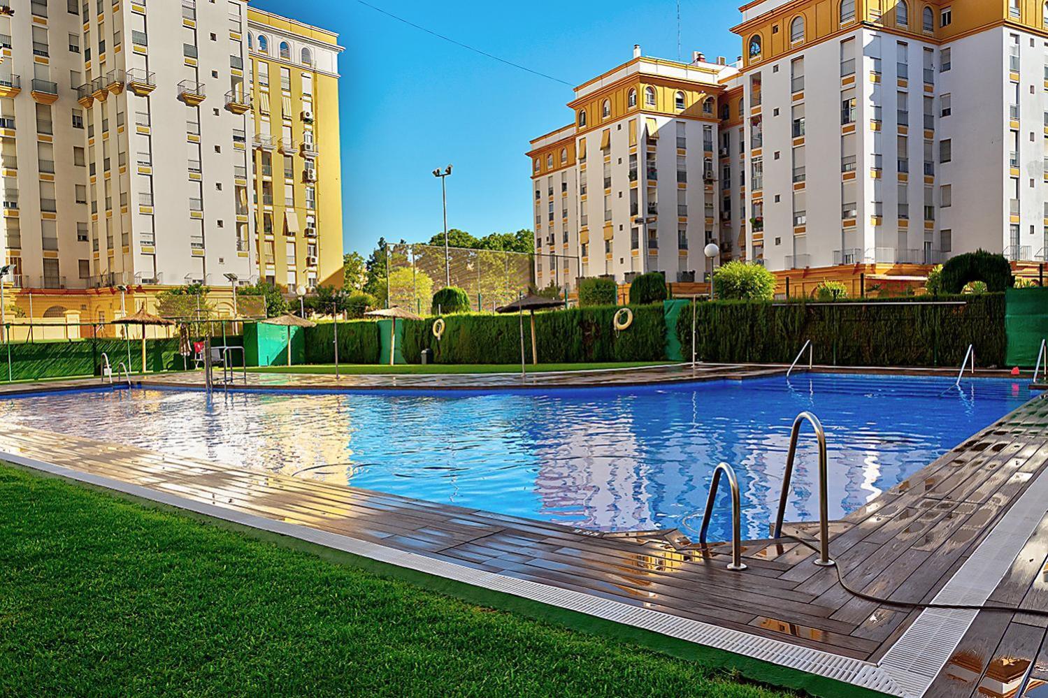 Luxury Apartment In Seville With Pool 외부 사진